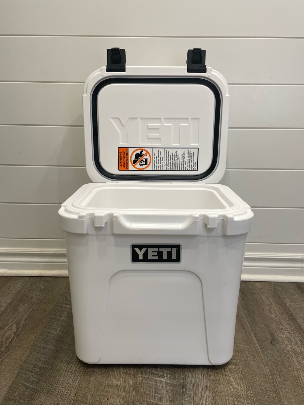 Yeti White Hard Cooler with Black Latches